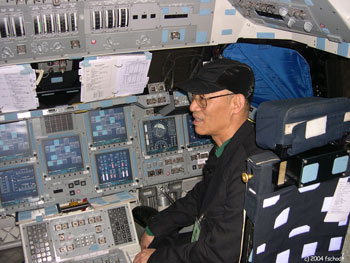 Tomino in space shuttle